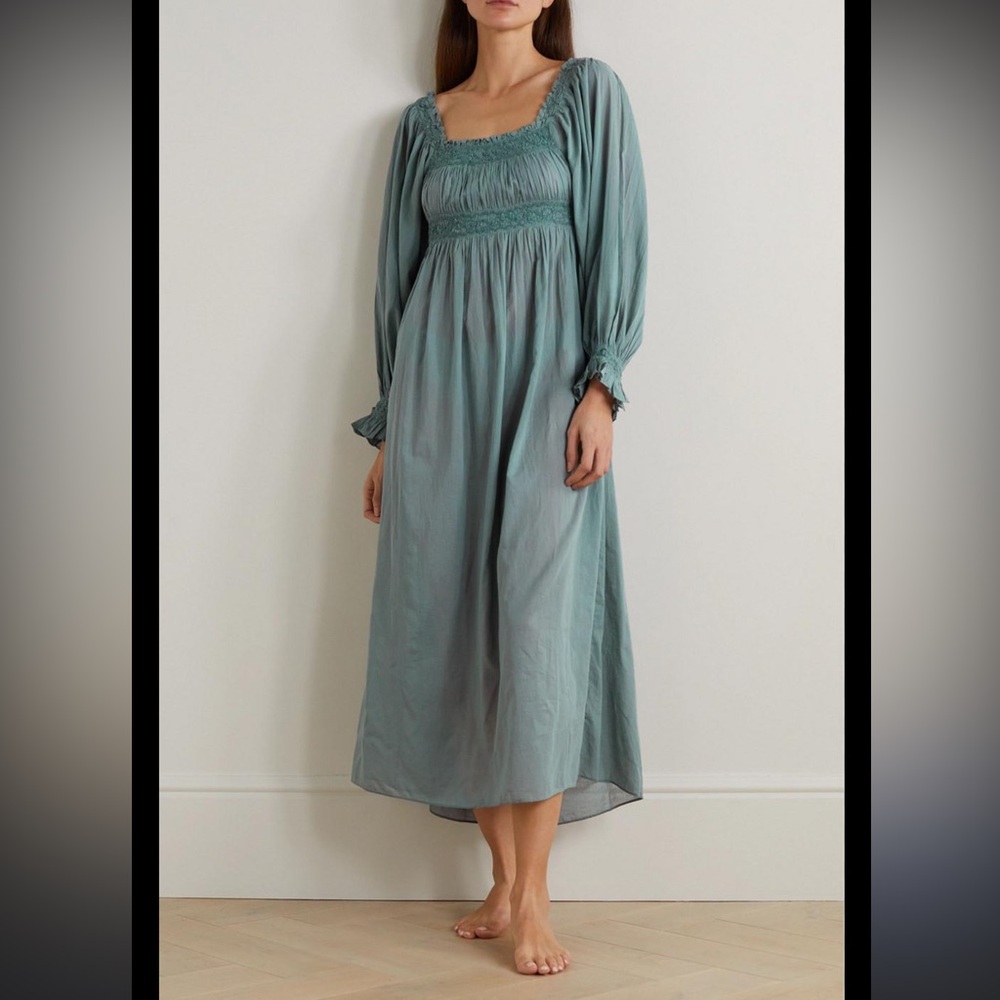 Doen vintage teal Square Neck Bishop Sleeve Gown